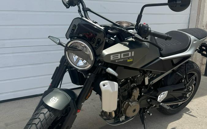 2027 Husqvarna Svartpilen 801 SE