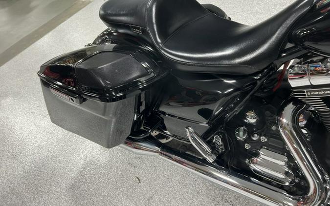 2015 Harley-Davidson Street Glide FLHX