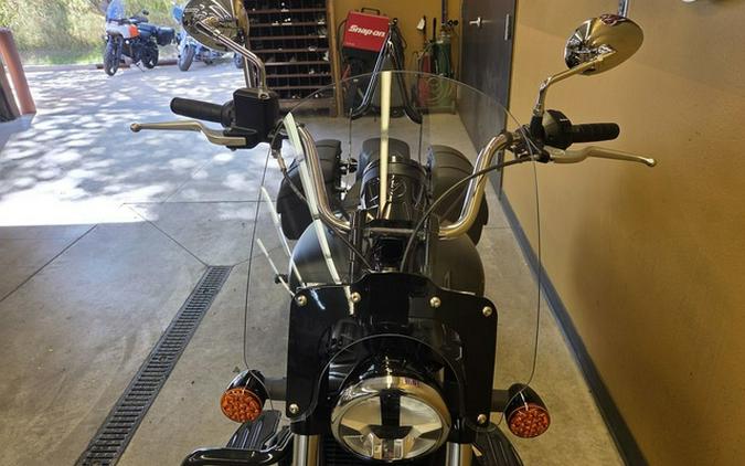 2025 Indian Super Scout Black Smoke With Graphics