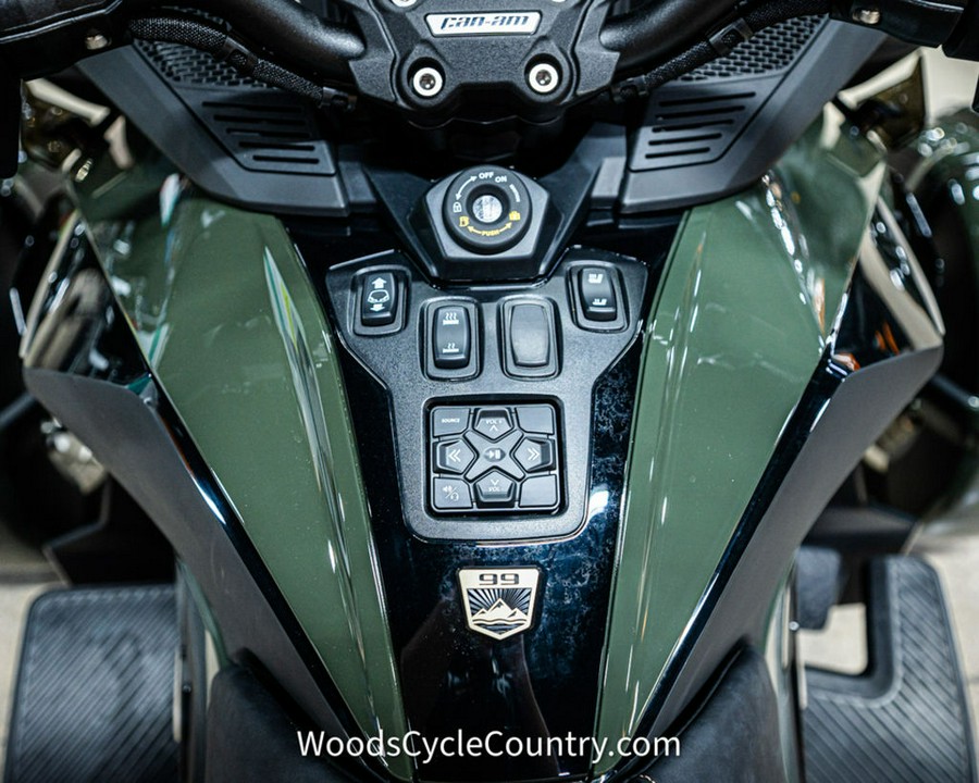 2023 Can-Am™ Spyder RT Sea-To-Sky