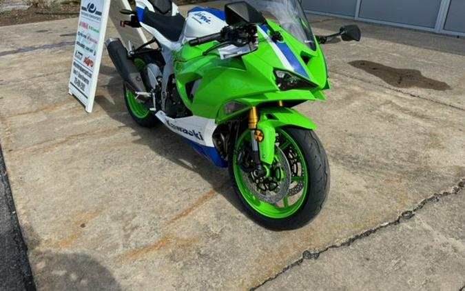 2024 Kawasaki Ninja ZX-6R 40th Anniversary Edition ABS Lime Green/Pearl Crystal White/Blue