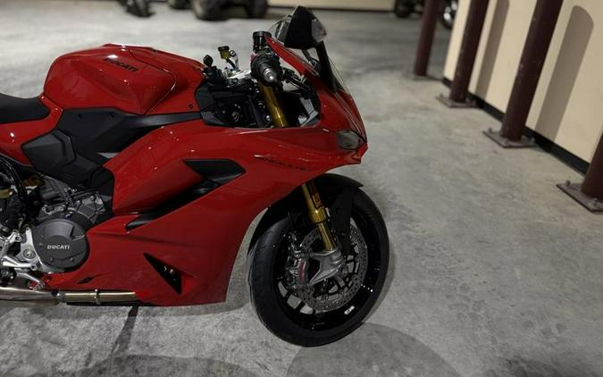 2026 Ducati Panigale V2 S