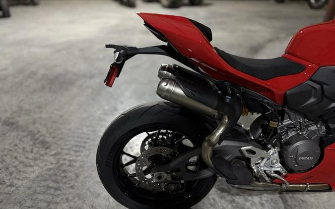 2026 Ducati Panigale V2 S