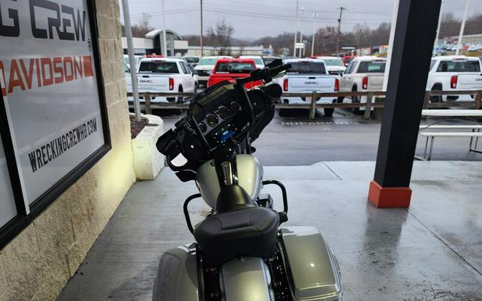 FLHXS 2019 Street Glide® Special