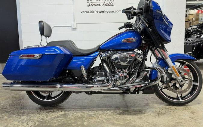 2024 Harley-Davidson FLHX - Street Glide
