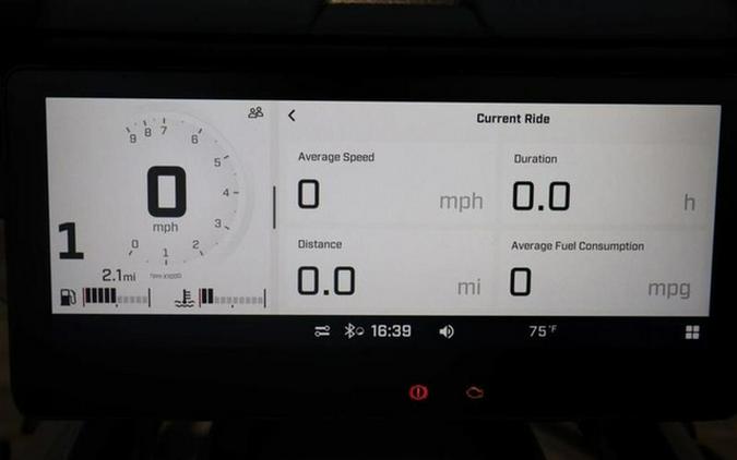 2025 Can-Am Canyon XT