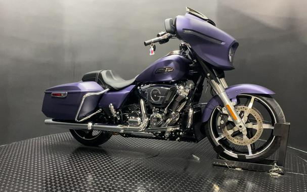 2024 Harley-Davidson® FLHX - Street Glide®