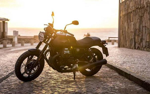2024 V7 Stone - GREEN CAMO - Moto Guzzi