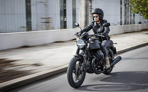 2024 V7 Stone - GREEN CAMO - Moto Guzzi