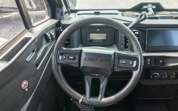 2027 Can-Am Defender MAX LONE STAR CAB HD11