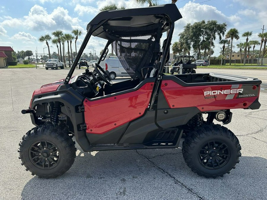 2024 Honda Pioneer 1000 Deluxe