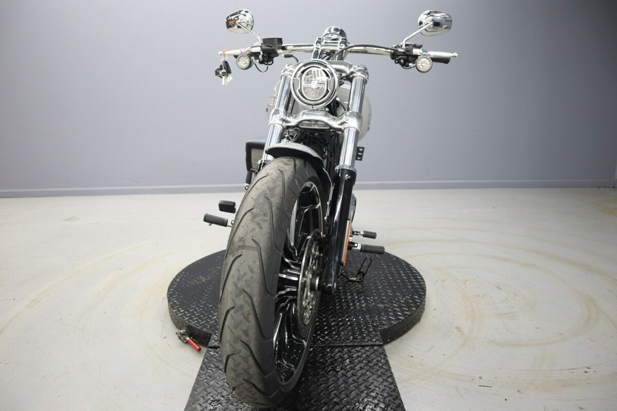 2025 Harley-Davidson Breakout