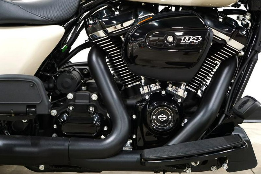 2023 Harley-Davidson® FLRT - Freewheeler®