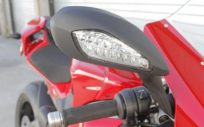 2026 Ducati Panigale V4