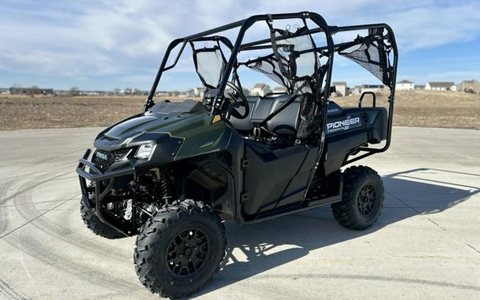 2026 Honda Pioneer 700-4 Deluxe