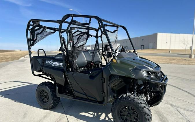 2026 Honda Pioneer 700-4 Deluxe