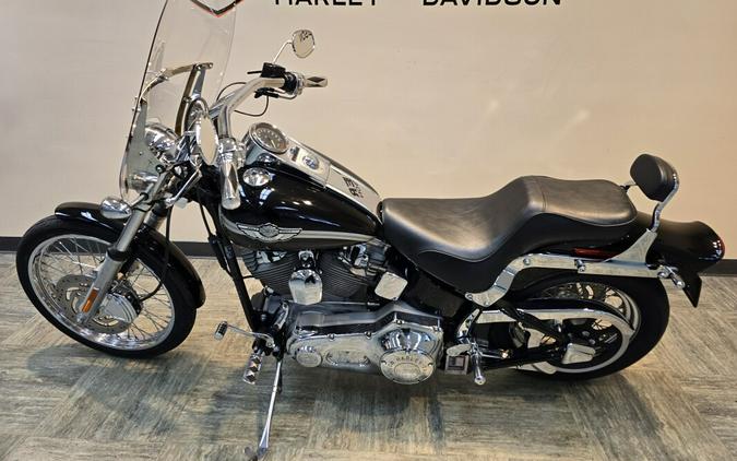 2003 Harley-Davidson® Softail Standard 105th Anniversary Copper Pearl & Vivid Black