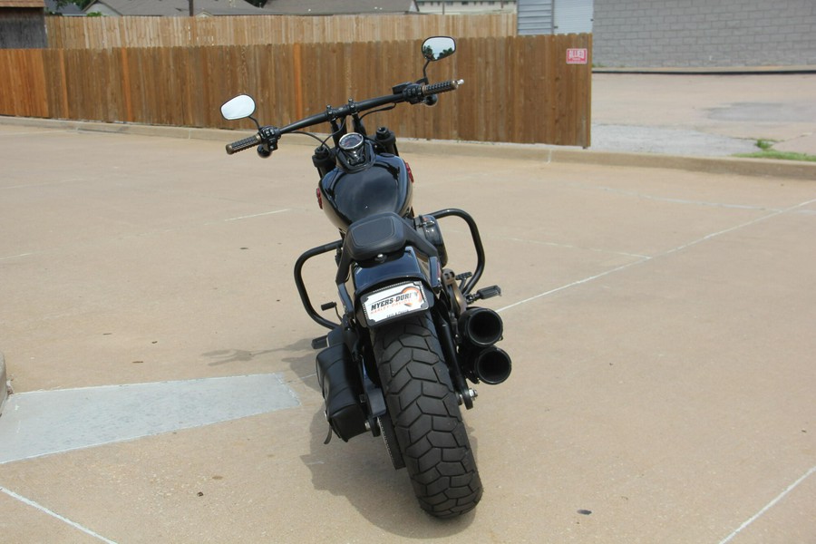 2018 Harley-Davidson Fat Bob Vivid Black