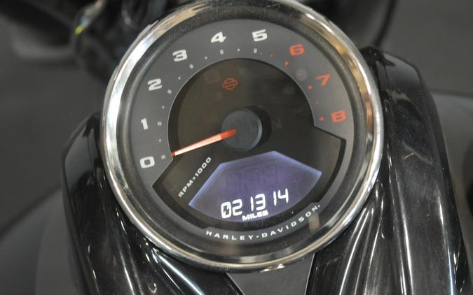 2018 Harley-Davidson Fat Bob 114 Black Denim