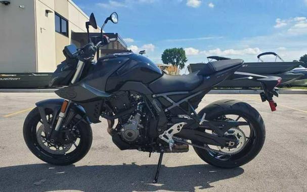 2023 Suzuki GSX-800S