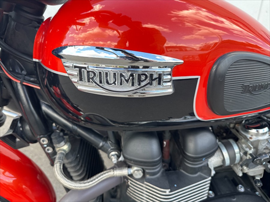 2012 Triumph Bonneville SE