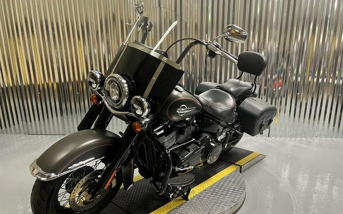 2018 Harley-Davidson FLHCS - Softail Heritage Classic 114
