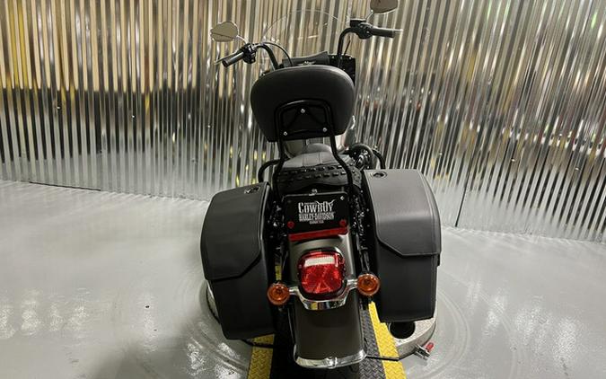 2018 Harley-Davidson FLHCS - Softail Heritage Classic 114