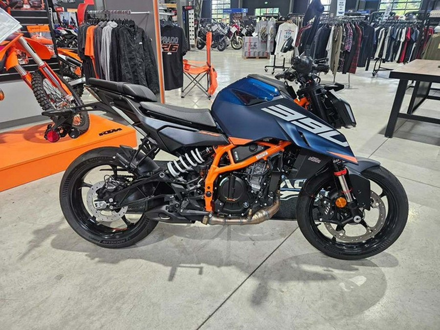 2026 KTM Duke 390