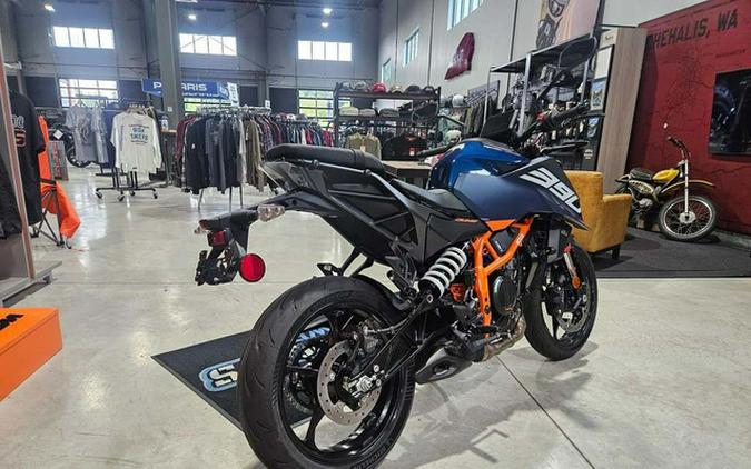 2026 KTM Duke 390
