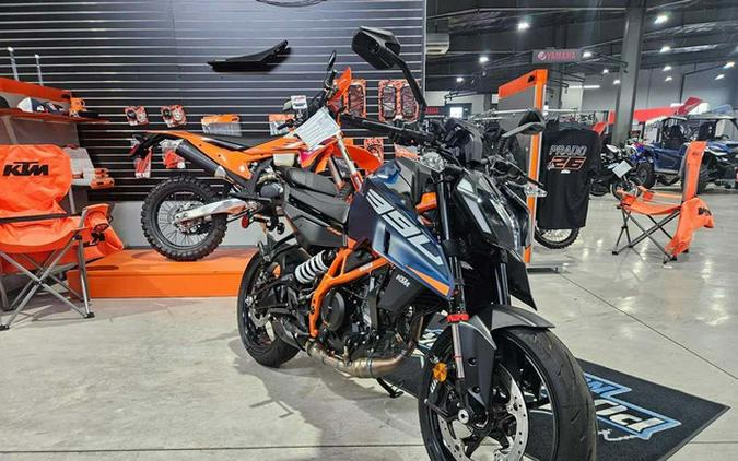 2026 KTM Duke 390