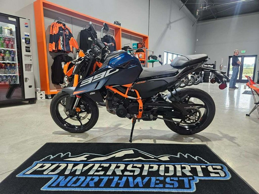 2026 KTM Duke 390