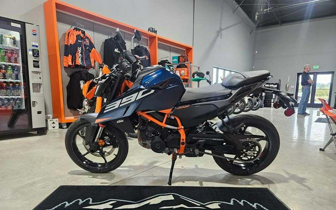2026 KTM Duke 390