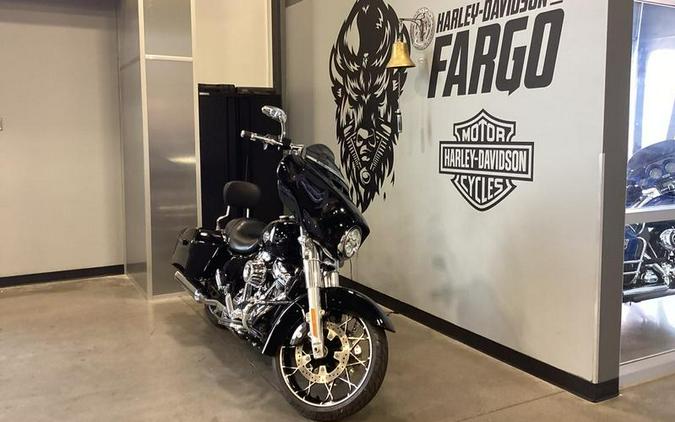 2021 Harley-Davidson® FLHXS - Street Glide® Special