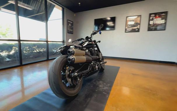 2025 Harley-Davidson® Sportster® S Vivid Black