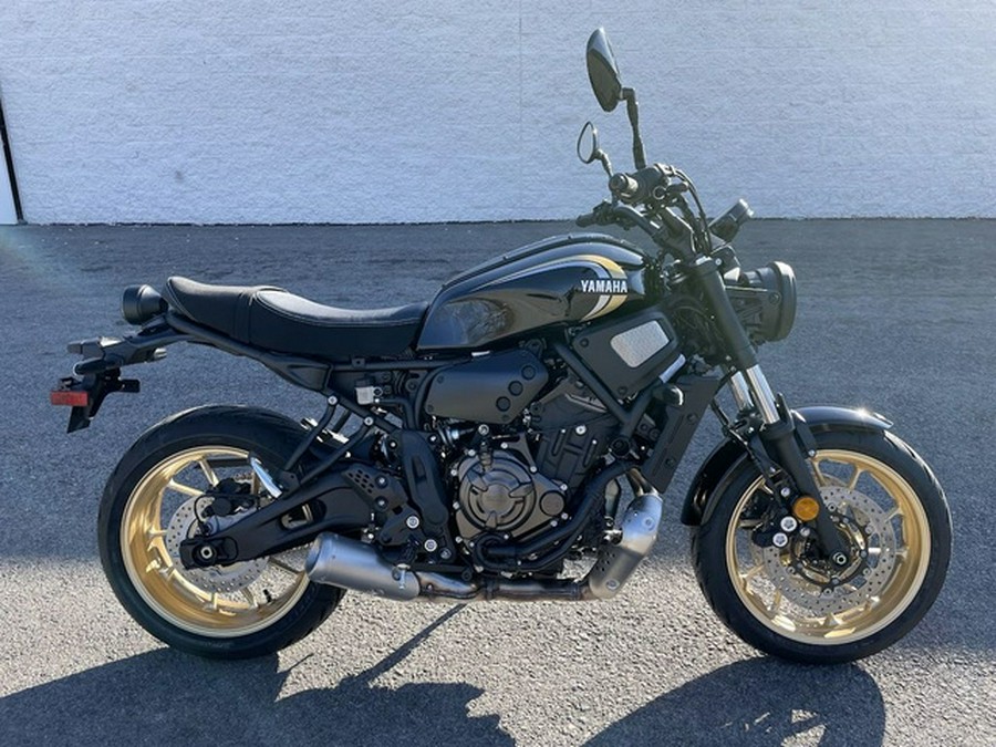 2024 Yamaha XSR700