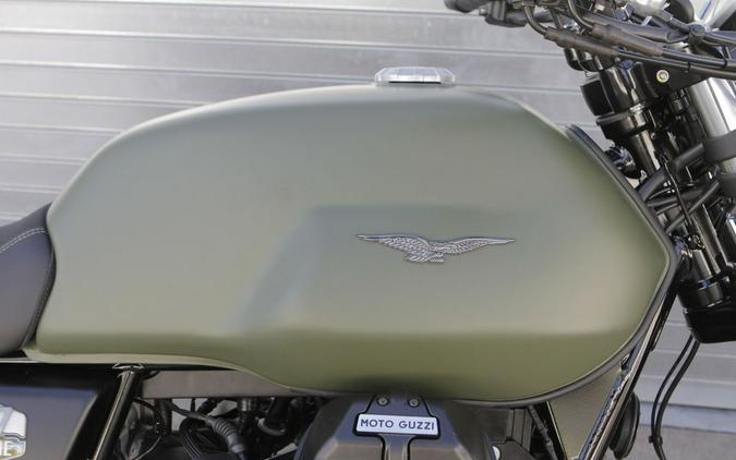 2024 Moto Guzzi V7 Stone