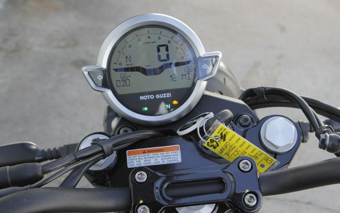 2024 Moto Guzzi V7 Stone