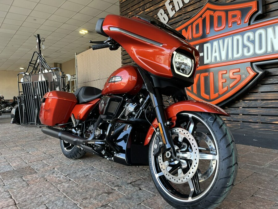 FLHX 2024 Street Glide®