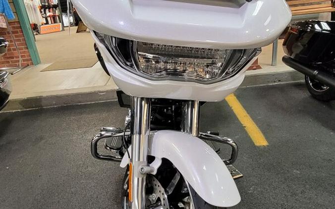 2024 Harley-Davidson Road Glide® White Onyx Pearl