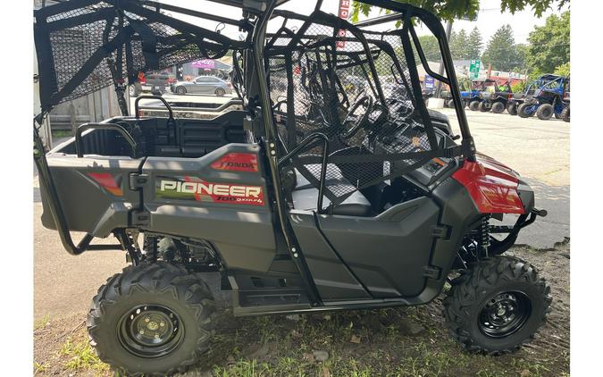 2025 Honda Pioneer 700-4