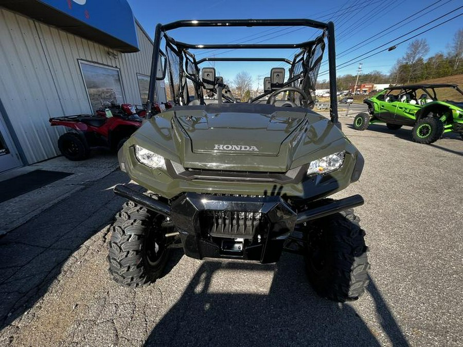 2025 Honda® Pioneer 1000-6 Deluxe Crew