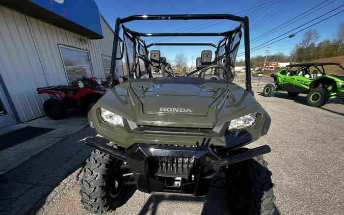 2025 Honda® Pioneer 1000-6 Deluxe Crew