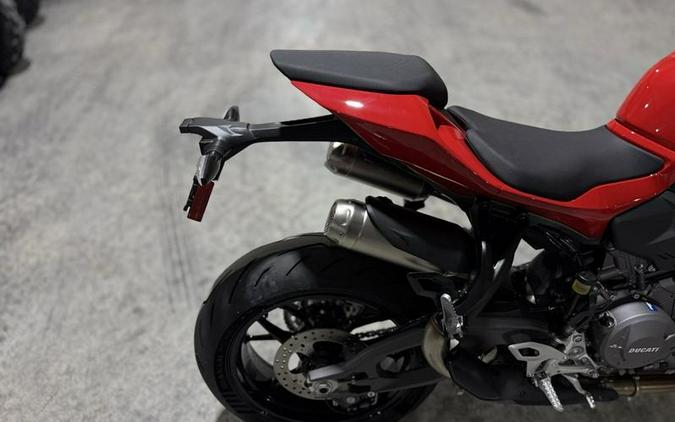 2026 Ducati Streetfighter V2