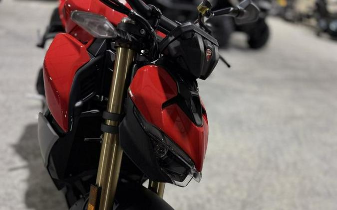 2026 Ducati Streetfighter V2