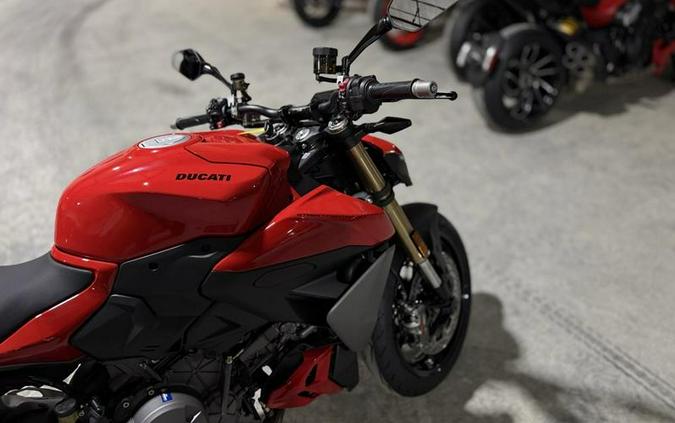 2026 Ducati Streetfighter V2
