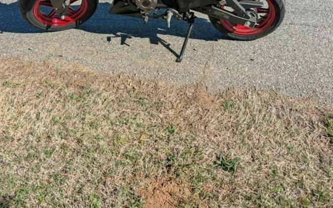 2024 Kawasaki Z125 PRO Base