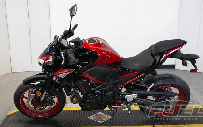 2024 Kawasaki Z900 ABS Candy Persimmon Red/Ebony