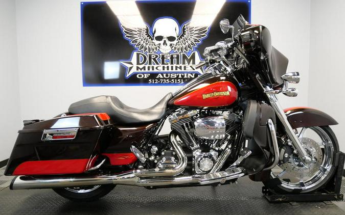 2010 Harley-Davidson® FLHX - Street Glide®