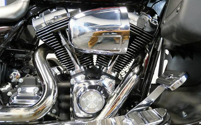 2010 Harley-Davidson® FLHX - Street Glide®