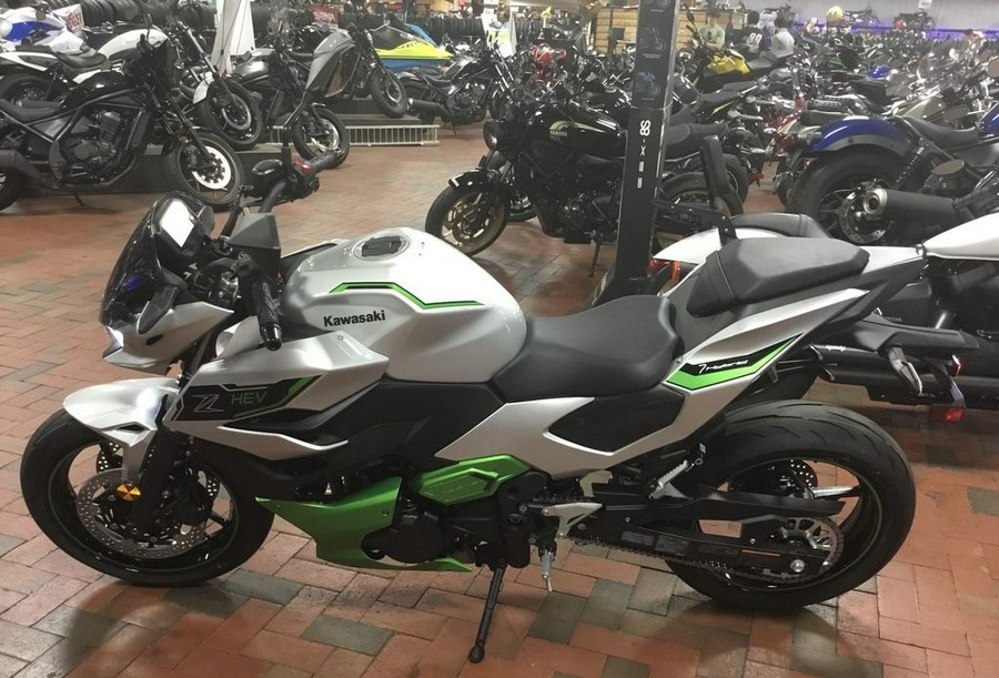 2024 Kawasaki Z7 Hybrid ABS